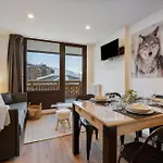 Charming 6-person Flat - Heart Of Val Thorens, 3 Vallees Area Apartment *